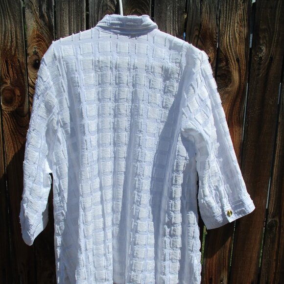 Chicos Travelers Textured Blouse Button Front 3/4 Sleeve Tunic Size 3 (16 -18) - Picture 7 of 9